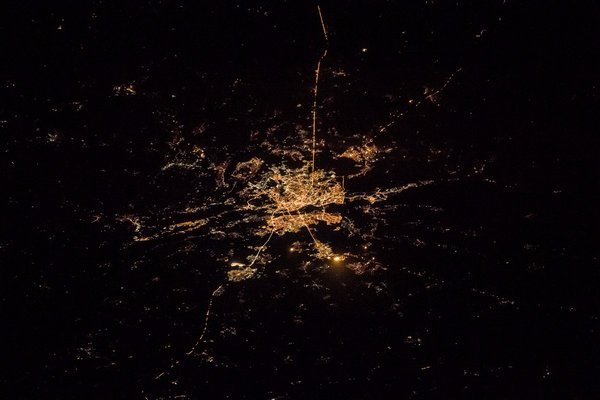 Астронавт NASA показал фото ночного Киева