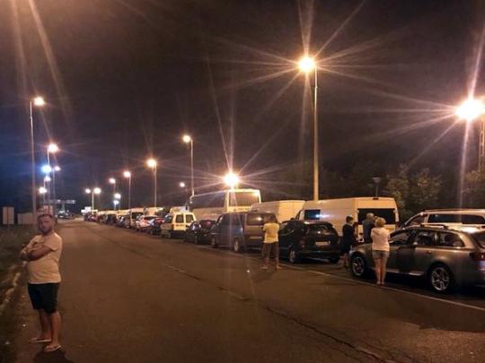 На границе с Украиной застряли более 600 авто: названа причина