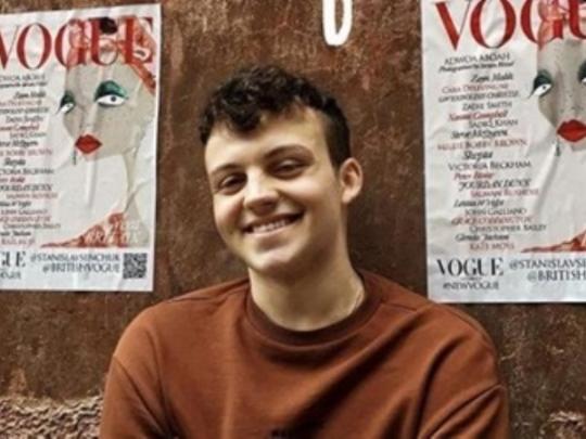 Рисунок украинского иллюстратора украсил обложку Vogue