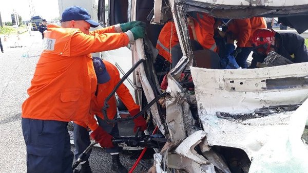 В страшной аварии на трассе Киев – Чоп погибли десять человек (обновлено, фото, видео)