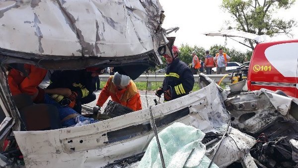 В страшной аварии на трассе Киев – Чоп погибли десять человек (обновлено, фото, видео)