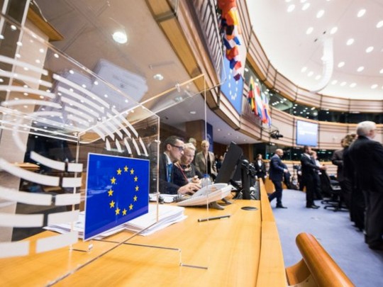 Европарламент принял обновленную директиву по газопроводу в обход Украины