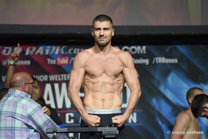 Гвоздик успешно защитил чемпионский титул: хроника боя за пояс WBC (видео)