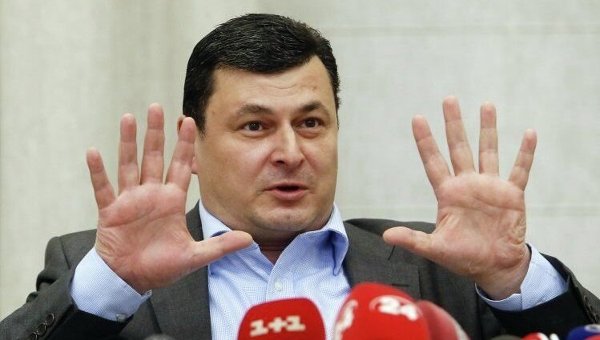 Боротьба за МОЗ: чого насправді хочуть ті, кому заважає Уляна Супрун
