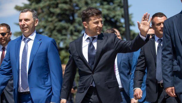 Чи скористається команда Зеленського посадами у власних інтересах?