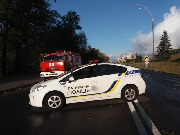 Чоловік погрожував підірвати міст Метро у Києві: що про це відомо