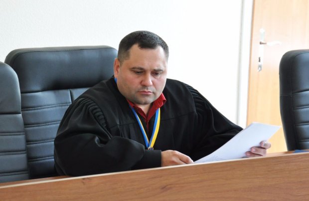 Чому чесна суддя Гольник не має підтримки, або Яка Санта-Барбара відбувається в суді Полтави