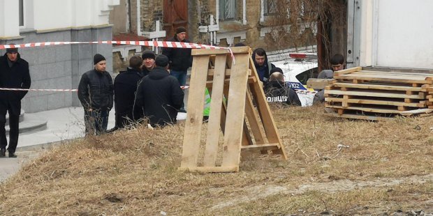 Головні новини 14 березня: смерть чиновника, Британія не виходить з ЄС, отруєння учнів у Дніпрі