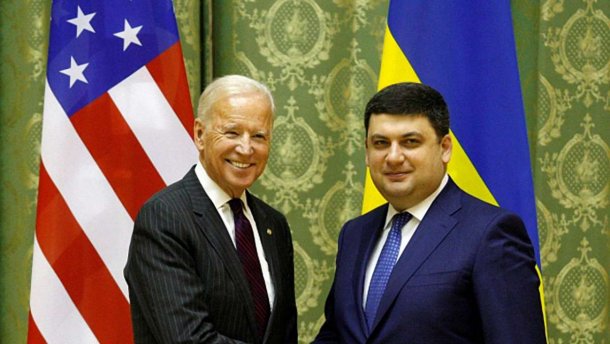 Гройсман дав обіцянку Байдену продовжувати змінювати Україну