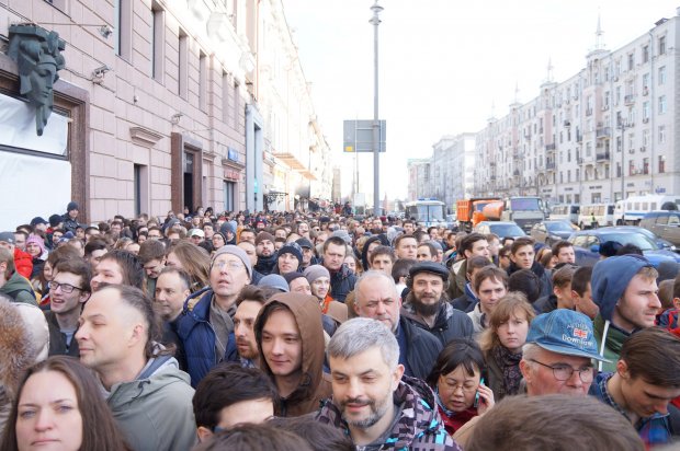 Кровавые митинги в Москве: Путин пытается отыграться за поражение в Киеве