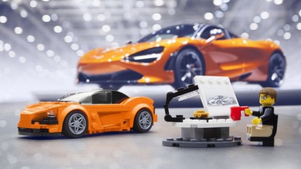 Модель суперкара McLaren 720S відтворили в реальних розмірах з деталей Lego: вражаючі фото