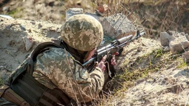 На Донбасі троє окупантів підірвались на вибухівці