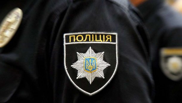На Хмельниччині патрульних затримали на хабарі