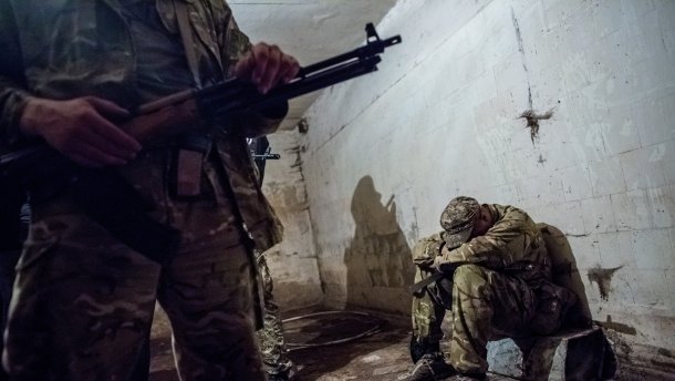 Обмін полоненими: коли Україна звільнить усіх заручників на Донбасі