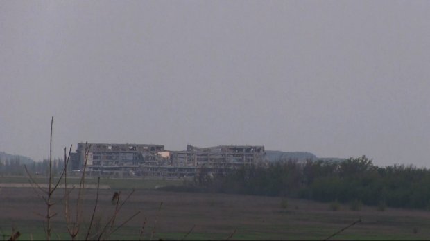 Обстріли не припиняються: як українські захисники зустріли Великдень на передовій