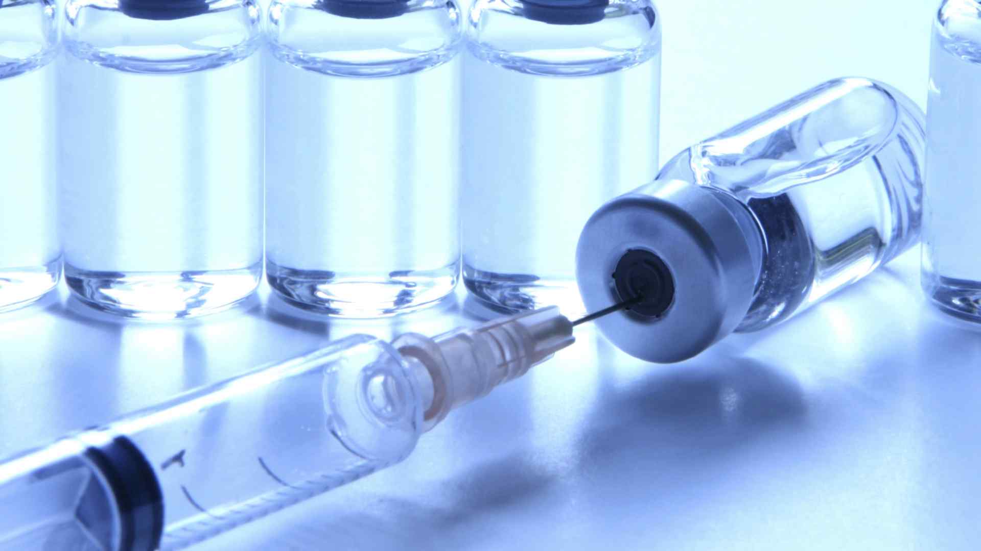 Одесские медучреждения получили вакцины для профилактики кори и туберкулеза