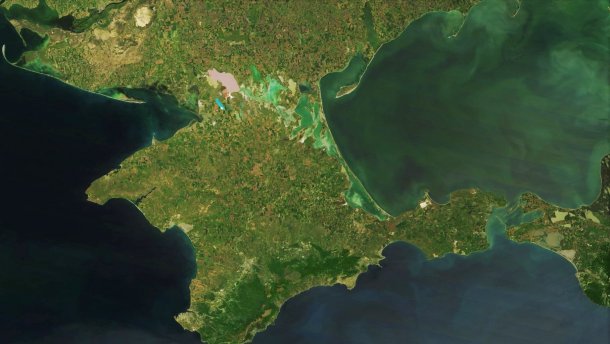 Окупанти блокують українські радіостанції в Криму: інфографіка