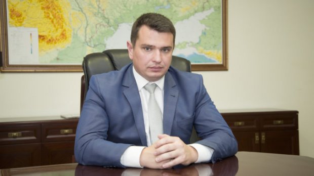 Підступний план Порошенка: як президент хоче заслужити лояльність Трампа і позбутися Ситника