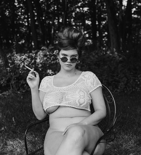 Пишнотіла модель знялася у сексуальній фотосесії для Playboy (18+)