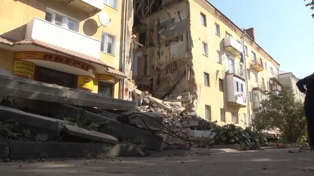 Смертельний обвал будинку у Дрогобичі: мешканці давно скаржилися на стан будинку