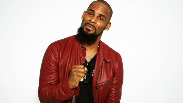 Співака R Kelly заарештували через сексуальне насильство над чотирма людьми: деталі