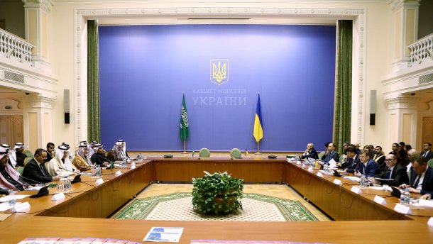 Табу на політику: українцям потрібно лікуватися