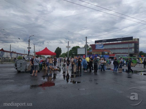 У Харкові під час зйомок напали на оператора 24 каналу: він у реанімації з інсультом