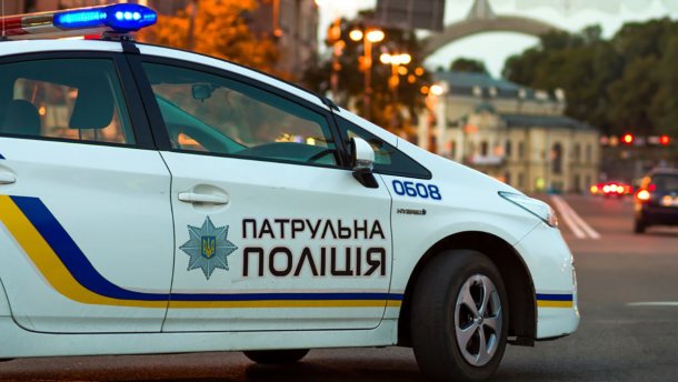 У Херсоні поліцейський збив двох пішоходів: про ДТП повідомив сам