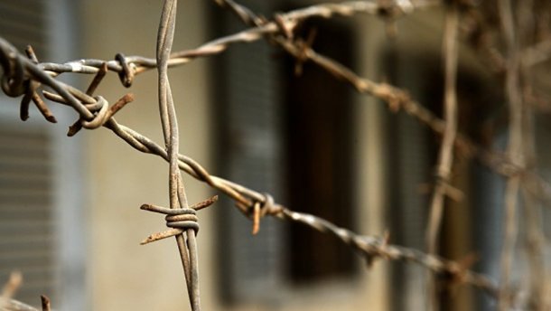 У СІЗО окупованого Донецька вбили підлітка