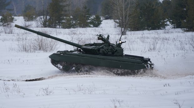 Українці модернізували потужний бойовий танк Т-64: яскравий відеоогляд