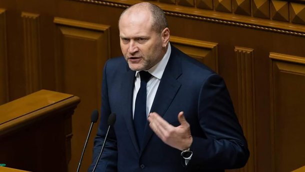 В офіс нардепа Берези спробували увірватися озброєні люди
