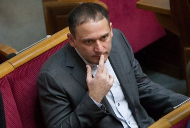 Які одіозні політики Порошенка не пройшли в Раду