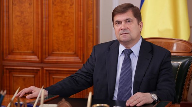 Як проходять перевірку судді-родичі слуг Януковича
