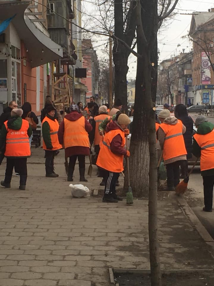 Як за допомогою президента прибирати вулиці: рецепти Полтави