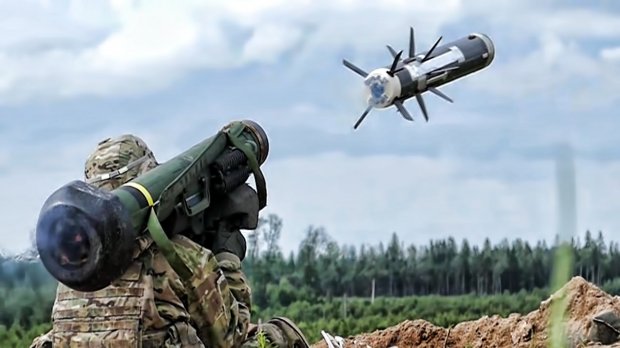 Яку зброю дали Україні США та скільки це коштувало: інфографіка