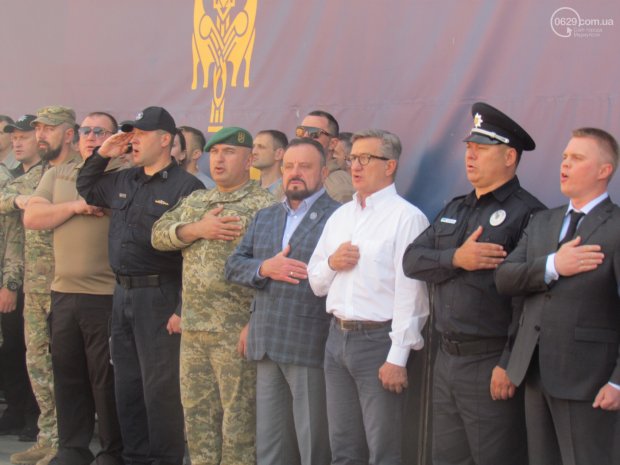 Зеленський відвідав Маріуполь у річницю звільнення міста