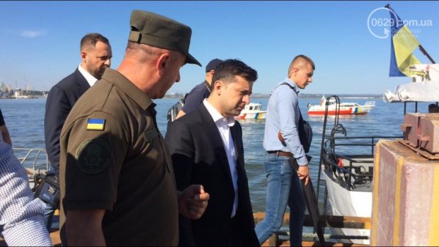 Зеленський відвідав Маріуполь у річницю звільнення міста