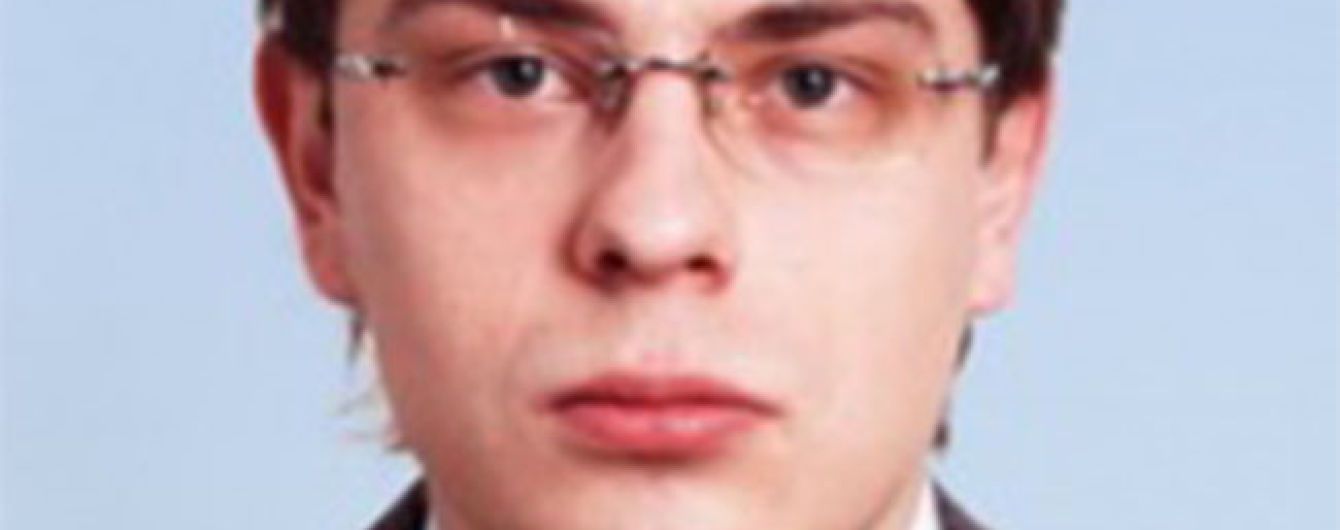 Деньги Игорь Кононенко получал через помощника Сережу