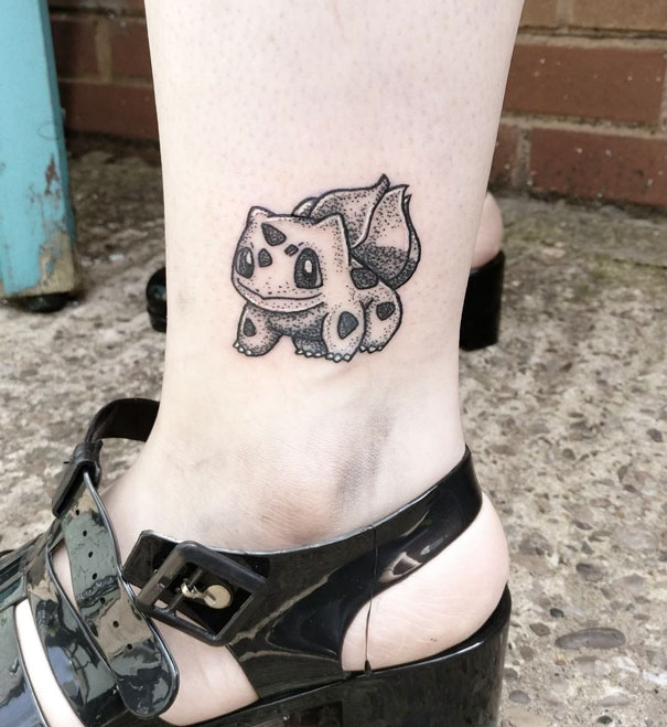 Фанаты игры Pokemon Go массово делают татуировки с покемонами. Лучшие фото