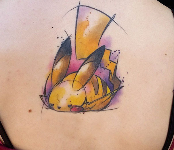 Фанаты игры Pokemon Go массово делают татуировки с покемонами. Лучшие фото