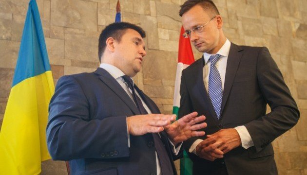 Климкин рассказал, каких договоренностей достиг с Сиярто в языковом вопросе