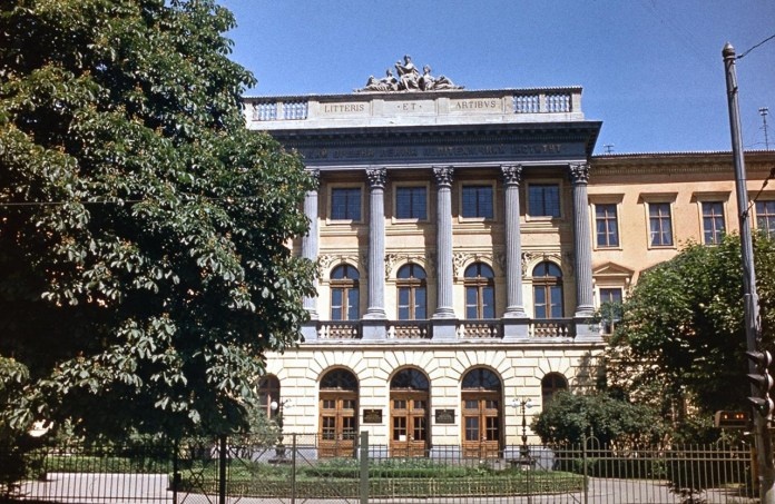 Кольоровий Львів 1979: у мережу виклали атмосферні фото