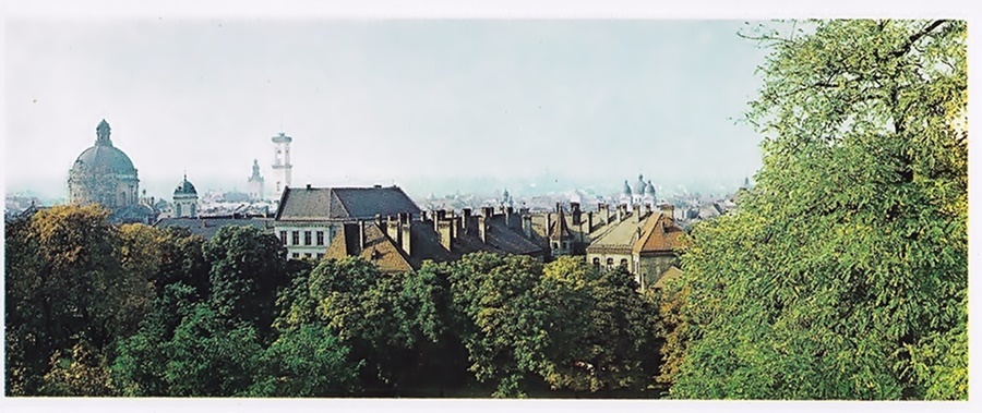 Львів на листівках 1979 року: у мережу виклали атмосферні фото