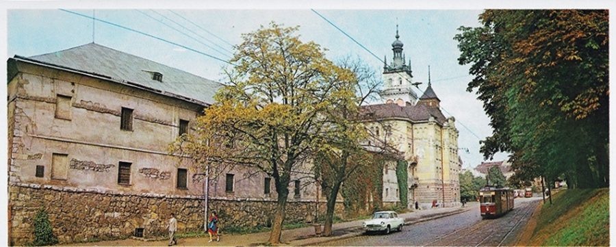Львів на листівках 1979 року: у мережу виклали атмосферні фото