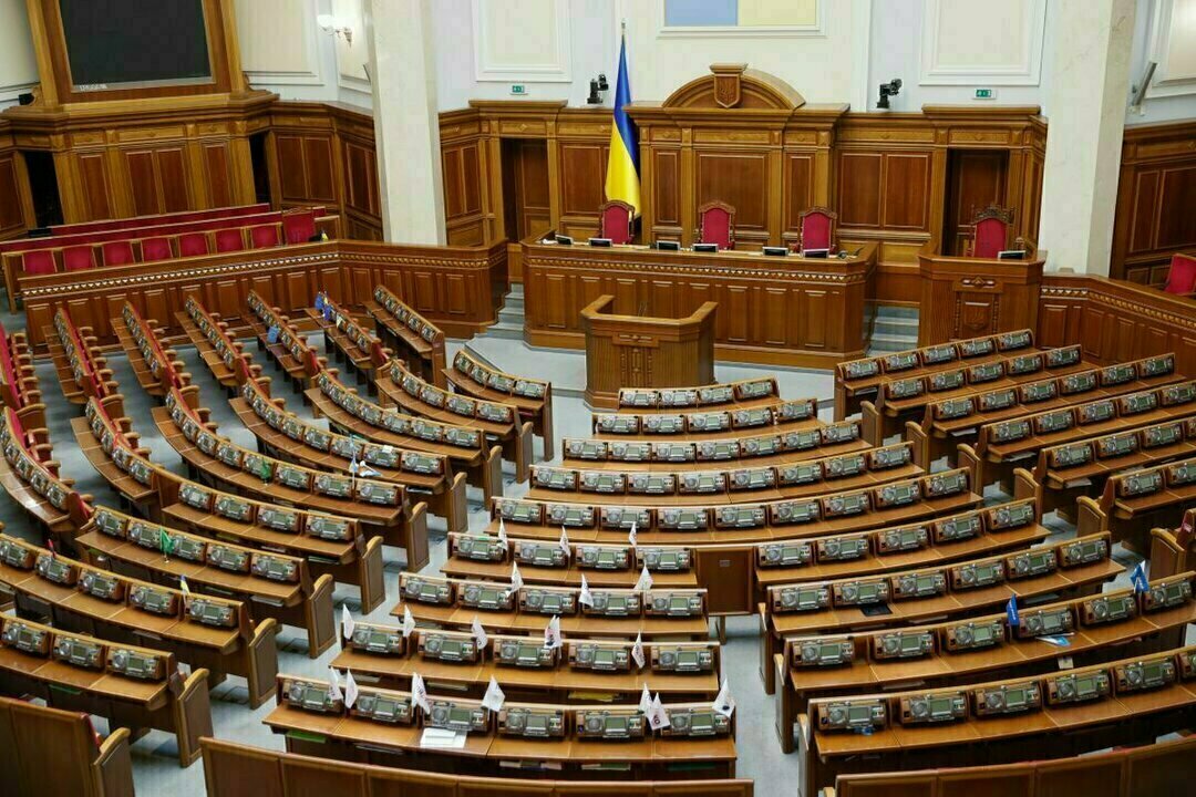 Левые и левоцентристские: какой идеологии придерживаются украинские партии на самом деле