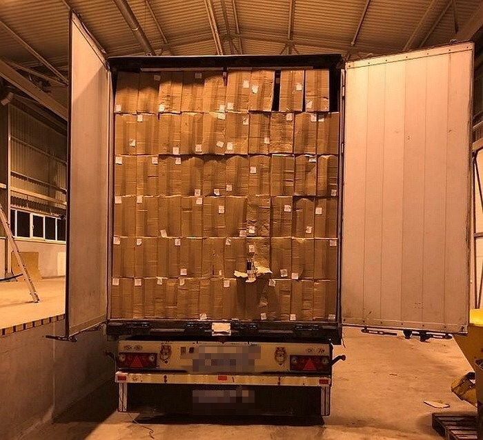 Масштабную схему поставок продуктов на территории ОРДЛО обнаружила СБУ (ФОТО)