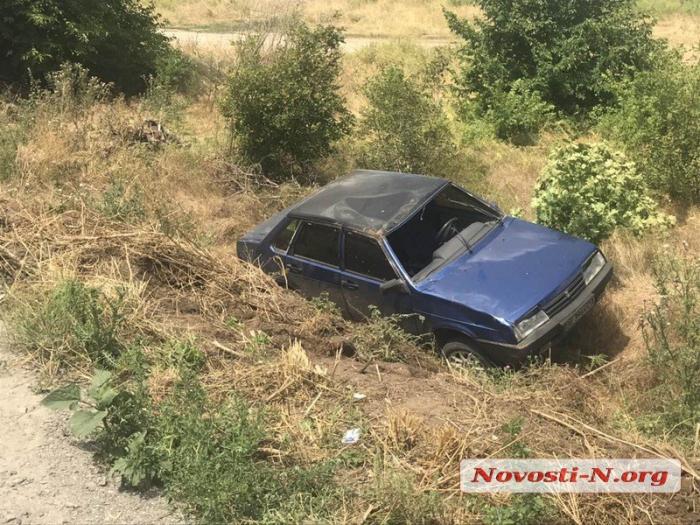 На Николаевщине автомобиль въехал в группу несовершеннолетних спортсменов-велосипедистов (ФОТО, ВИДЕО)