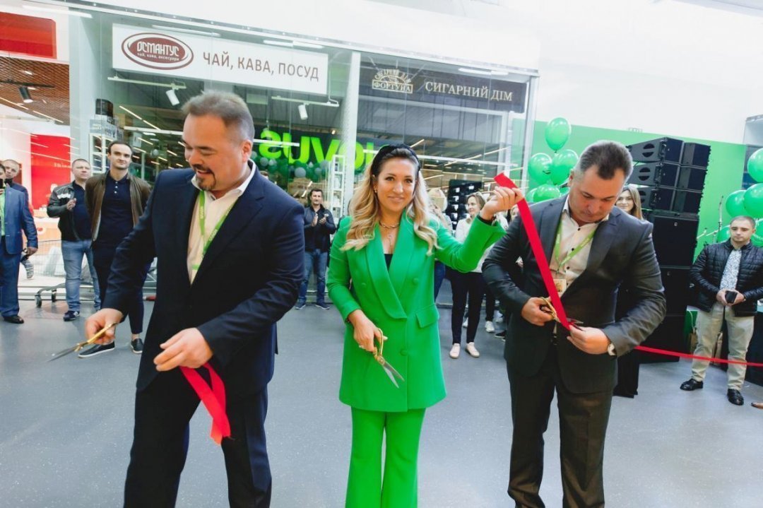 Новус Украина открыл в Киеве крупнейший супермаркет (ФОТО)