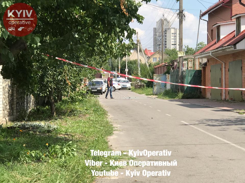 Под Киевом возле ресторана расстреляли и ограбили мужчину - полиция ввела план Перехват (фото, видео)