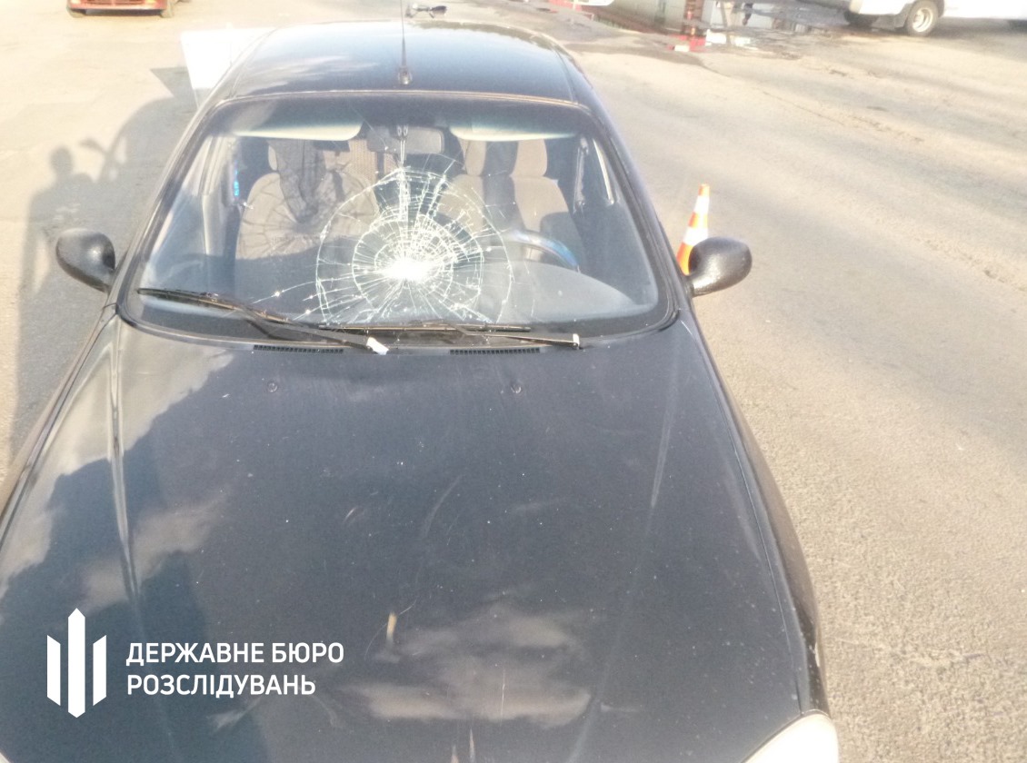 Полицейское ДТП: пьяный правоохранитель наехал на женщину (ФОТО)